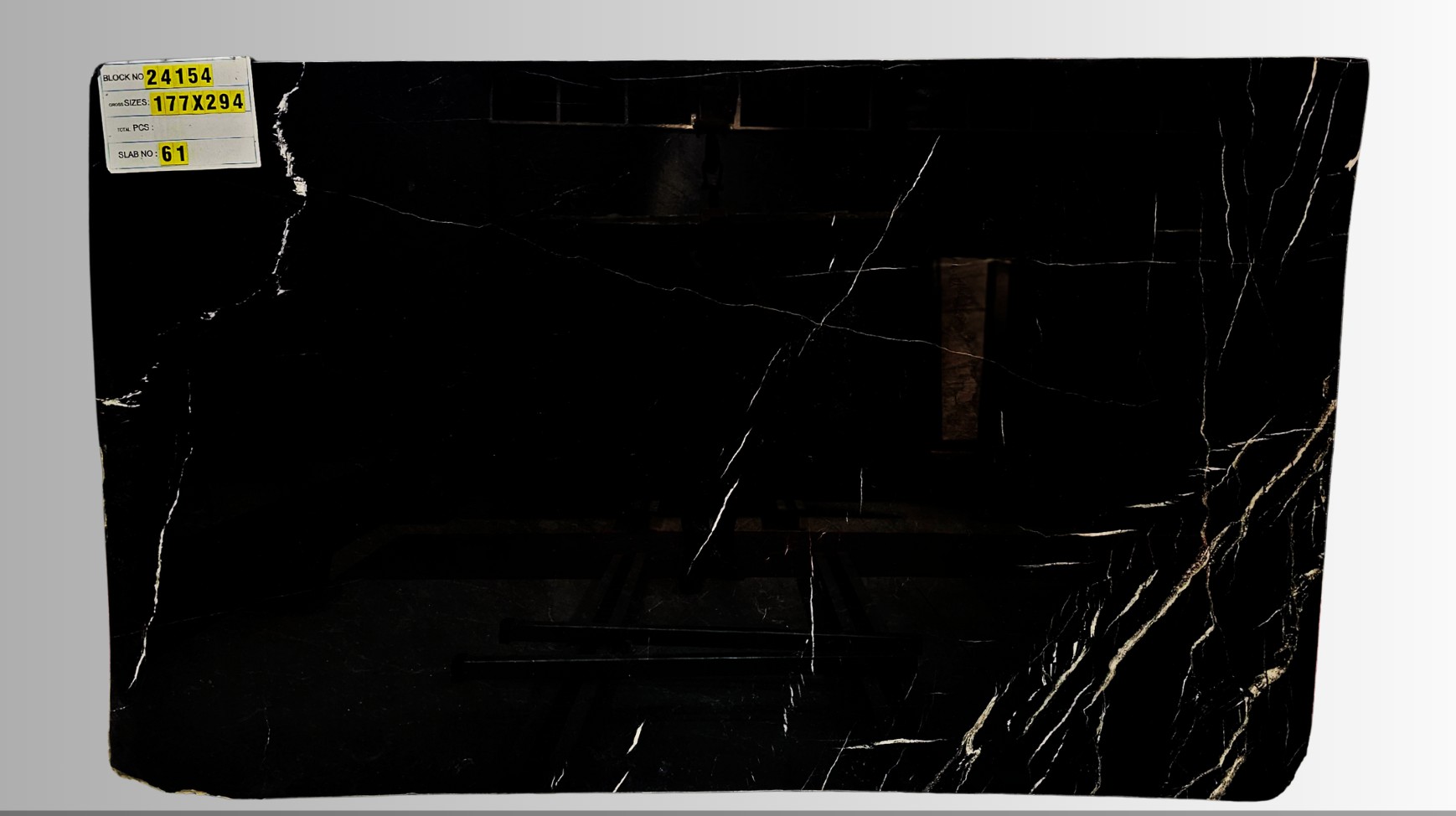 Alexander Black detail 2